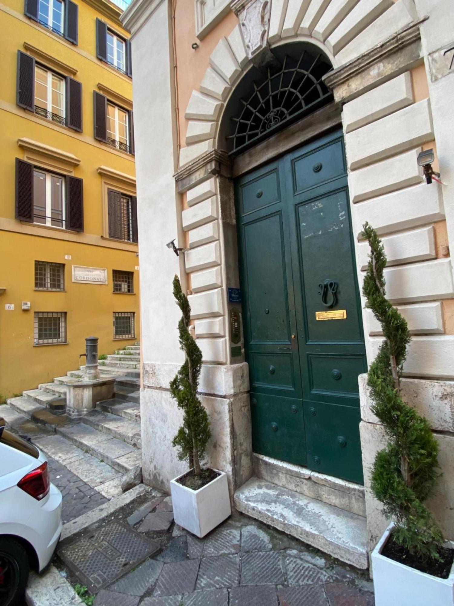 Hotel Trevi Steps Roma Esterno foto